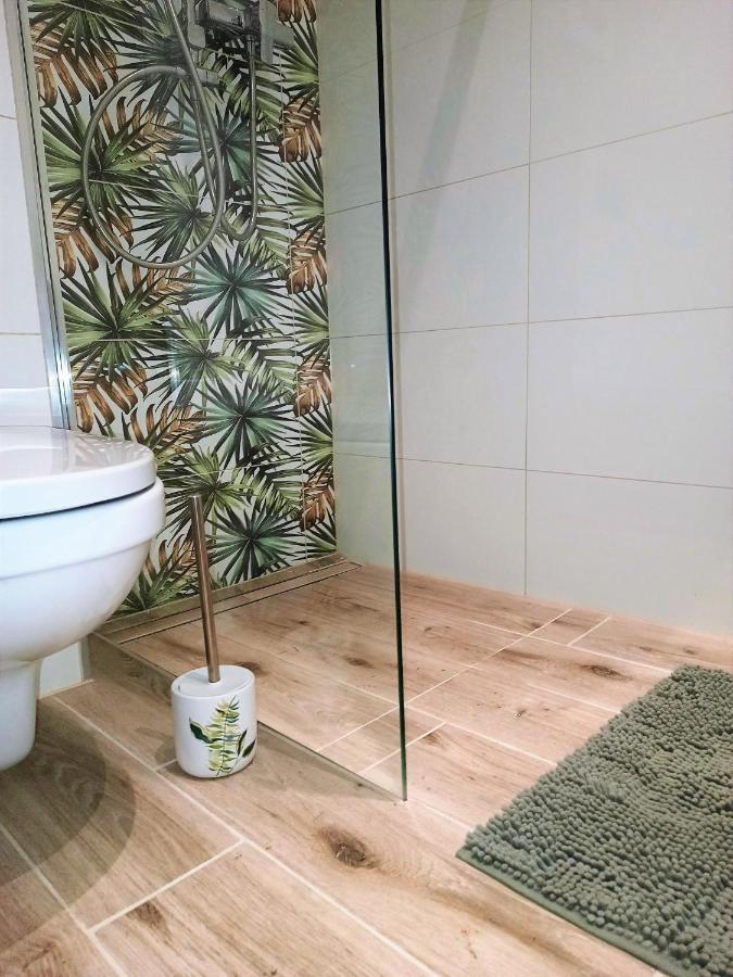 Szmaragdowy Apartament Przy Ulicy Opolskiej Tarnowskie Góry Esterno foto