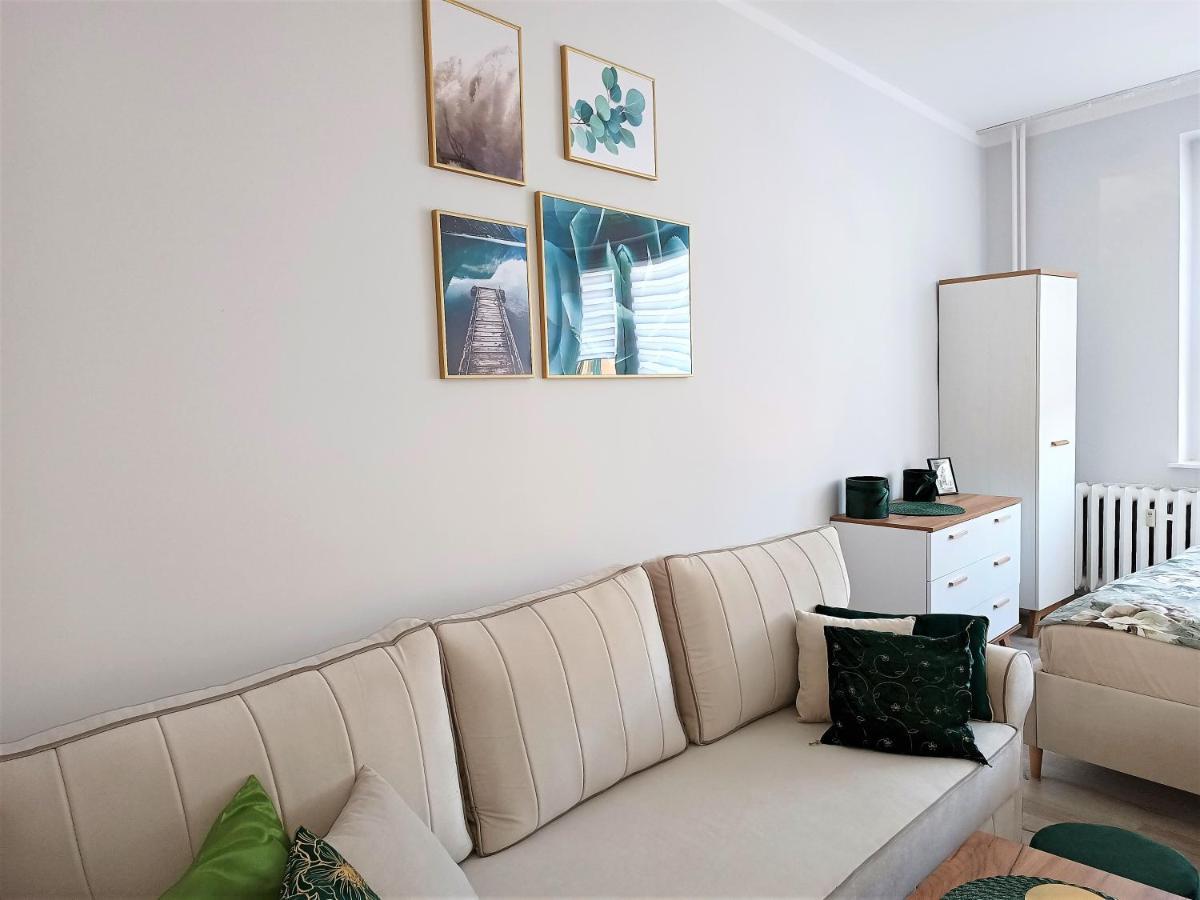 Szmaragdowy Apartament Przy Ulicy Opolskiej Tarnowskie Góry Esterno foto