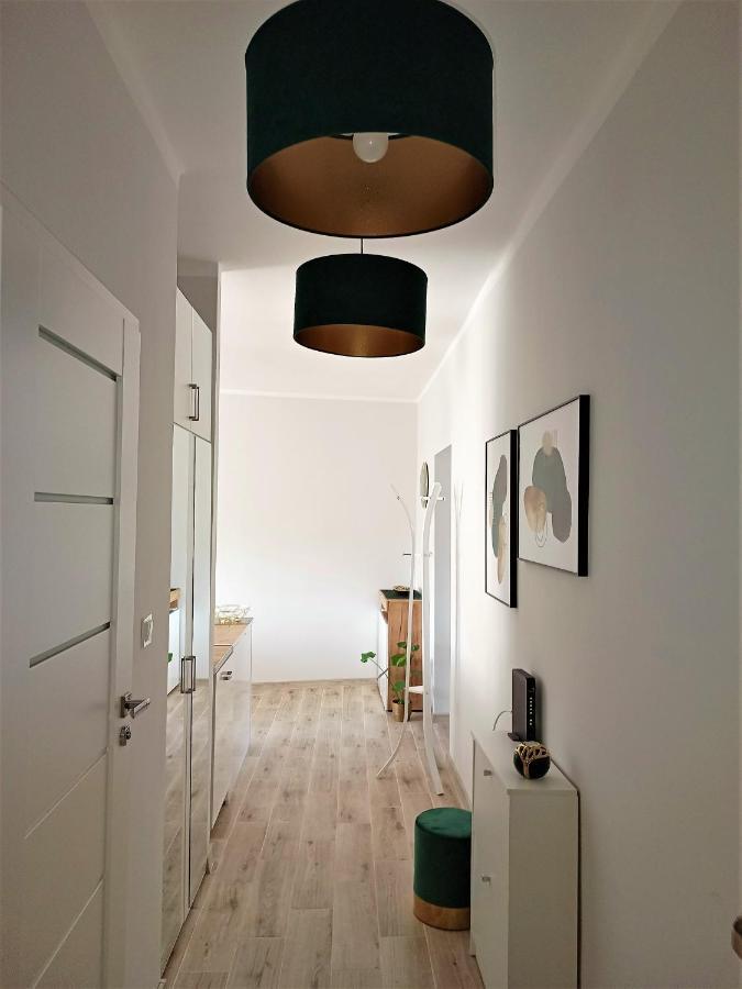 Szmaragdowy Apartament Przy Ulicy Opolskiej Tarnowskie Góry Esterno foto